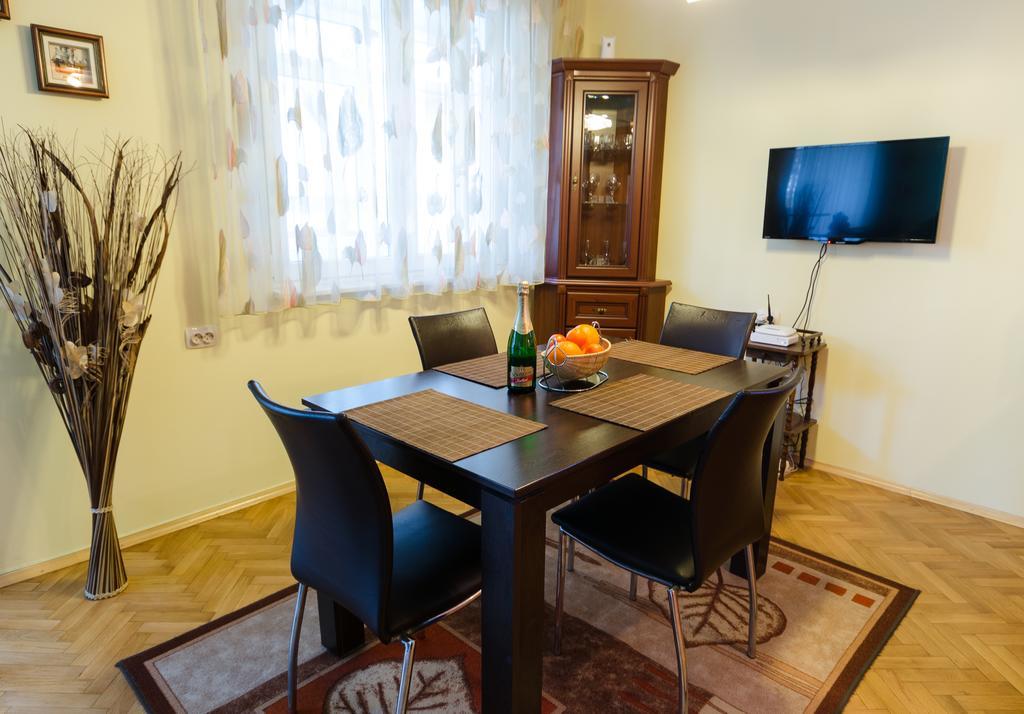 Sea Garden Plaza Apartment - Free Parking Burgas City Exterior foto