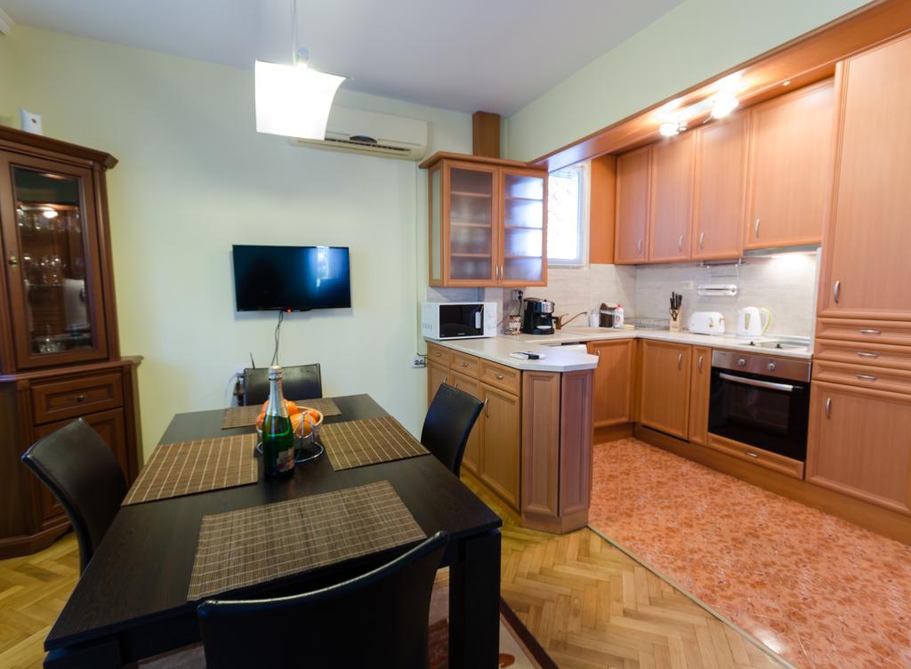 Sea Garden Plaza Apartment - Free Parking Burgas City Exterior foto